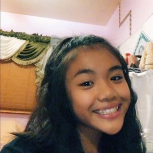 Meet your Posher, Dwyneth